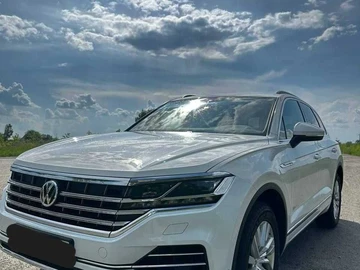 Авто Volkswagen Touareg 2019 № 8091974