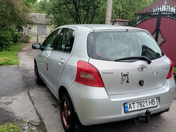 Авто Toyota Yaris 2006 № 8092217