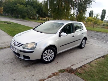 Авто Volkswagen Golf 2004 № 8092254