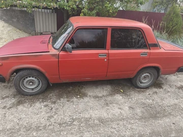 Авто ВАЗ 2105 1990 № 8092308