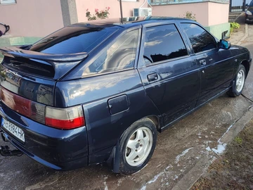 Авто ВАЗ 2112 2007 № 8092340
