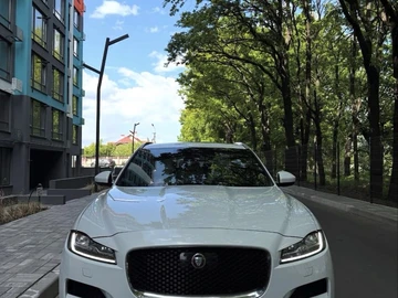 Авто Jaguar F-Pace 2016 № 8092478