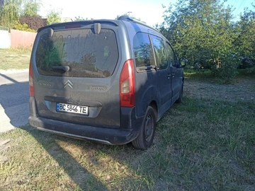 Авто Citroen Berlingo 2010 № 8092496