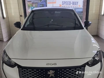 Авто Peugeot 208 2022 № 8092604