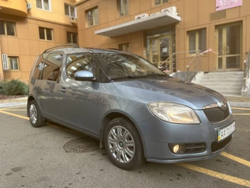 Авто Skoda Roomster 2009 № 8092658