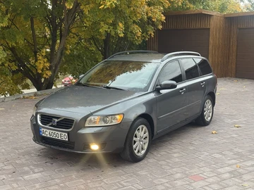 Авто Volvo V50 2008 № 8092661
