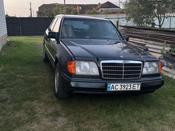 Авто Mercedes 220 1993 № 8092956