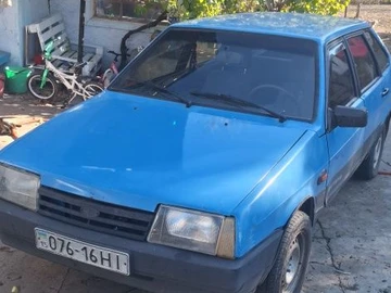 Авто ВАЗ 2109 1992 № 8093197
