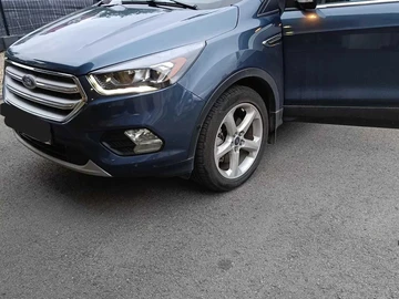 Авто Ford Escape 2018 № 8093438