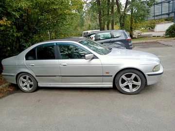 Авто BMW 5 Серия 1999 № 8093442