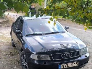 Авто Audi A4 1998 № 8093458