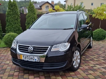 Авто Volkswagen Touran 2009 № 8093467