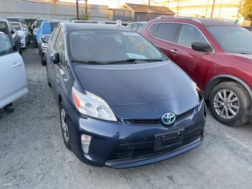 Авто Toyota Prius 2015 № 8093492