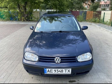 Авто Volkswagen Golf 1999 № 8093510