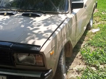Авто ВАЗ 2107 1986 № 8093602