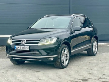 Авто Volkswagen Touareg 2015 № 8093615