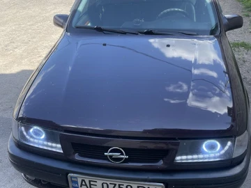 Авто Opel Vectra 1997 № 8093633
