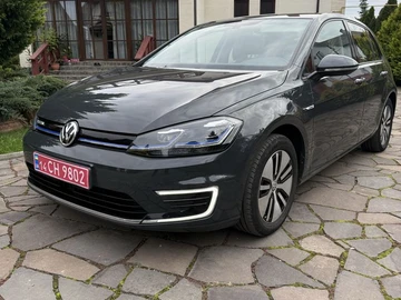 Авто Volkswagen Golf 2020 № 8093794