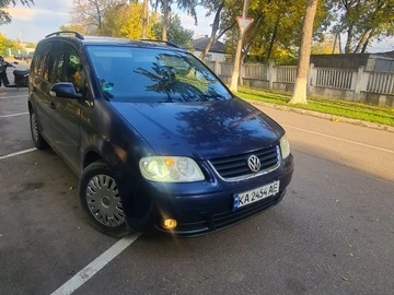 Авто Volkswagen Touran 2004 № 8093834