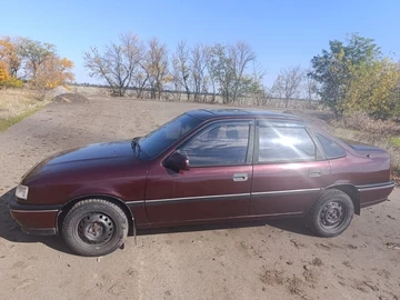 Авто Opel Vectra 1990 № 8093998