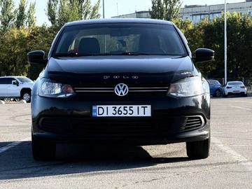 Авто Volkswagen Polo 2011 № 8094134