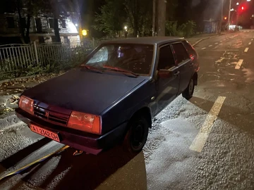 Авто ВАЗ 2109 1996 № 8094144