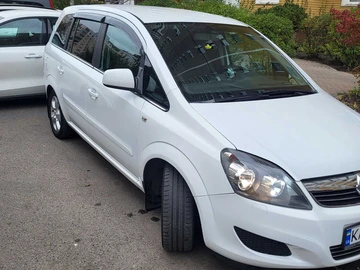 Авто Opel Zafira 2011 № 8094156