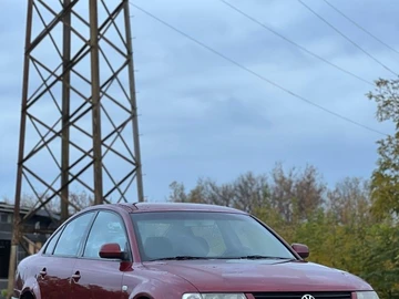 Авто Volkswagen Passat Sedan 2000 № 8094188