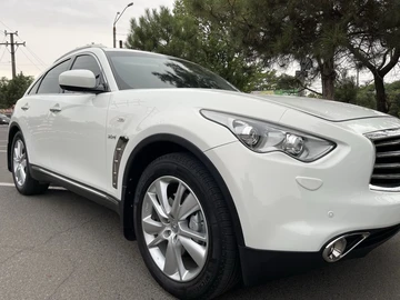 Авто Infiniti Q70 2015 № 8094214