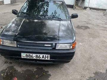 Авто Mazda 323 1990 № 8094272