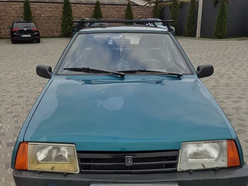 Авто ВАЗ 2109 1989 № 8094287