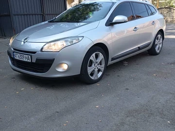 Авто Renault Laguna 2010 № 8094281