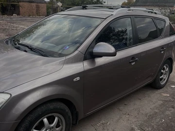 Авто KIA Cee X27 D 2008 № 8094434