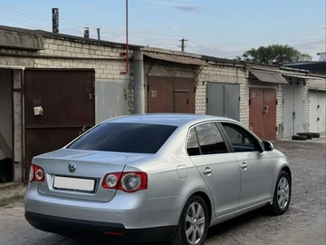 Авто Volkswagen Jetta 2007 № 8094515