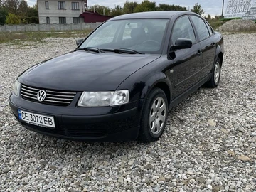 Авто Volkswagen Passat Sedan 2000 № 8094638
