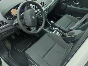Авто Renault Megane 2010 № 8094809