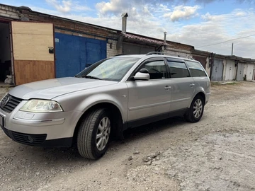 Авто Volkswagen Passat Variant 2001 № 8094811