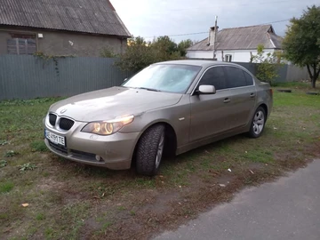 Авто BMW 5 Серия 2004 № 8094921