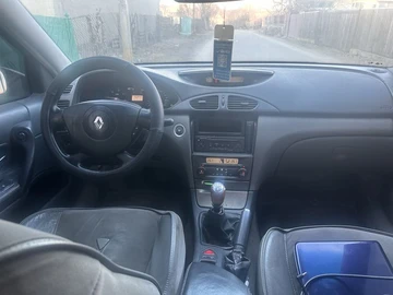 Авто Renault Laguna 2002 № 8094939