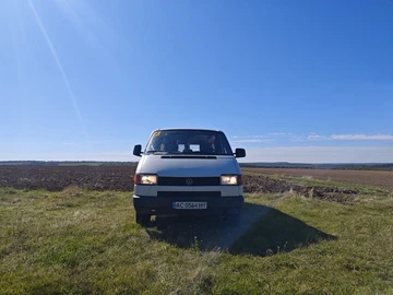 Авто Volkswagen Transporter 1995 № 8095080