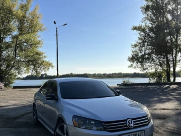 Авто Volkswagen Passat Sedan 2012 № 8095118