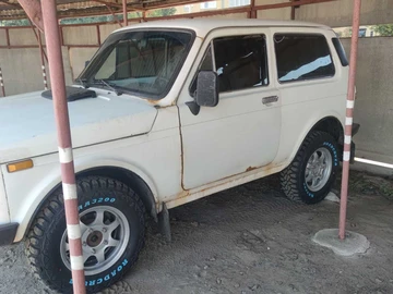 Авто ВАЗ 2121 1988 № 8095176