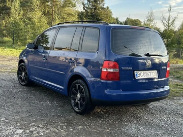 Авто Volkswagen Touran 2003 № 8095225