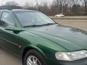 Авто Opel Vectra 1997 № 8095310