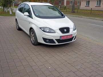 Авто SEAT Altea Xl 2012 № 8095325