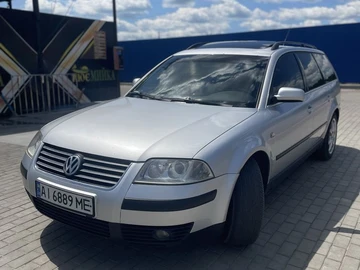 Авто Volkswagen Passat Variant 2002 № 8095333