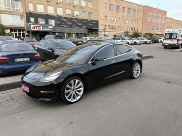 Авто Tesla Model 3 2019 № 8095413