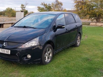 Авто Mitsubishi Grandis 2007 № 8095441