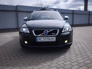 Авто Volvo V50 2011 № 8095561