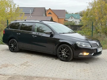 Авто Volkswagen Passat Variant 2013 № 8095724
